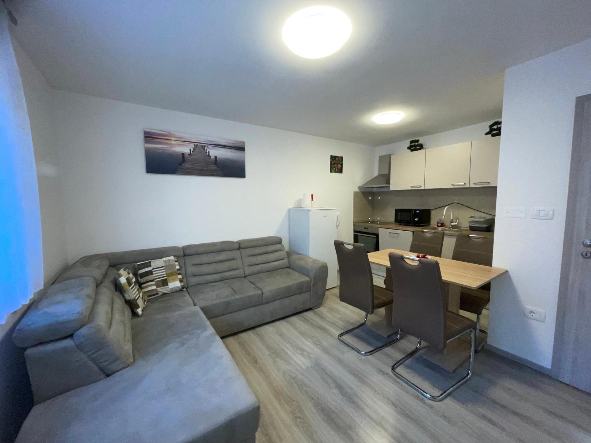 Apartma Dzana Zaga Eksteriør billede